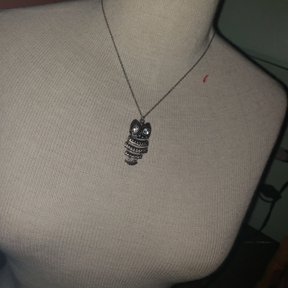 Necklace - Picture 2 of 2
